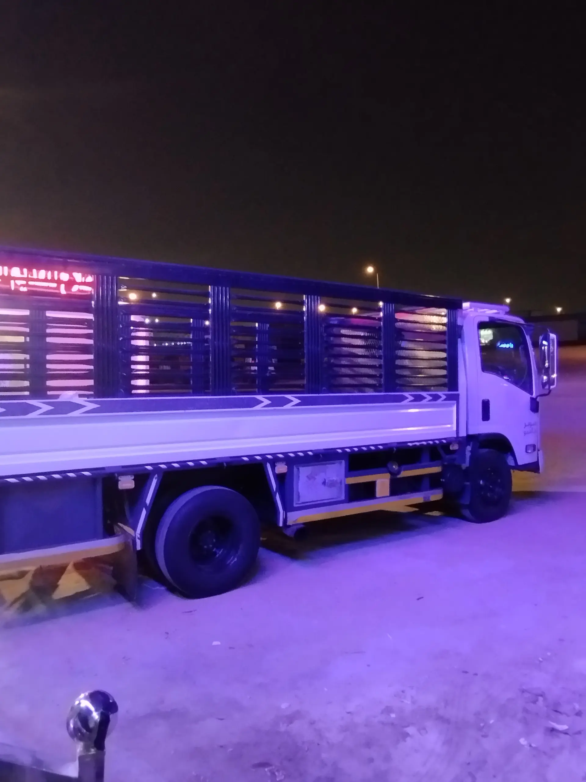 خدمات نقل عفش احترافية في الرياض